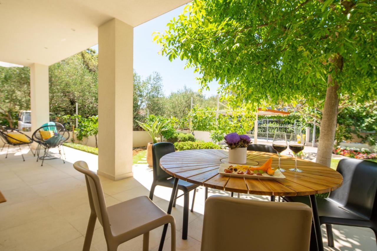 NEW! Luxury Garden apartment Pakoštane Exterior foto
