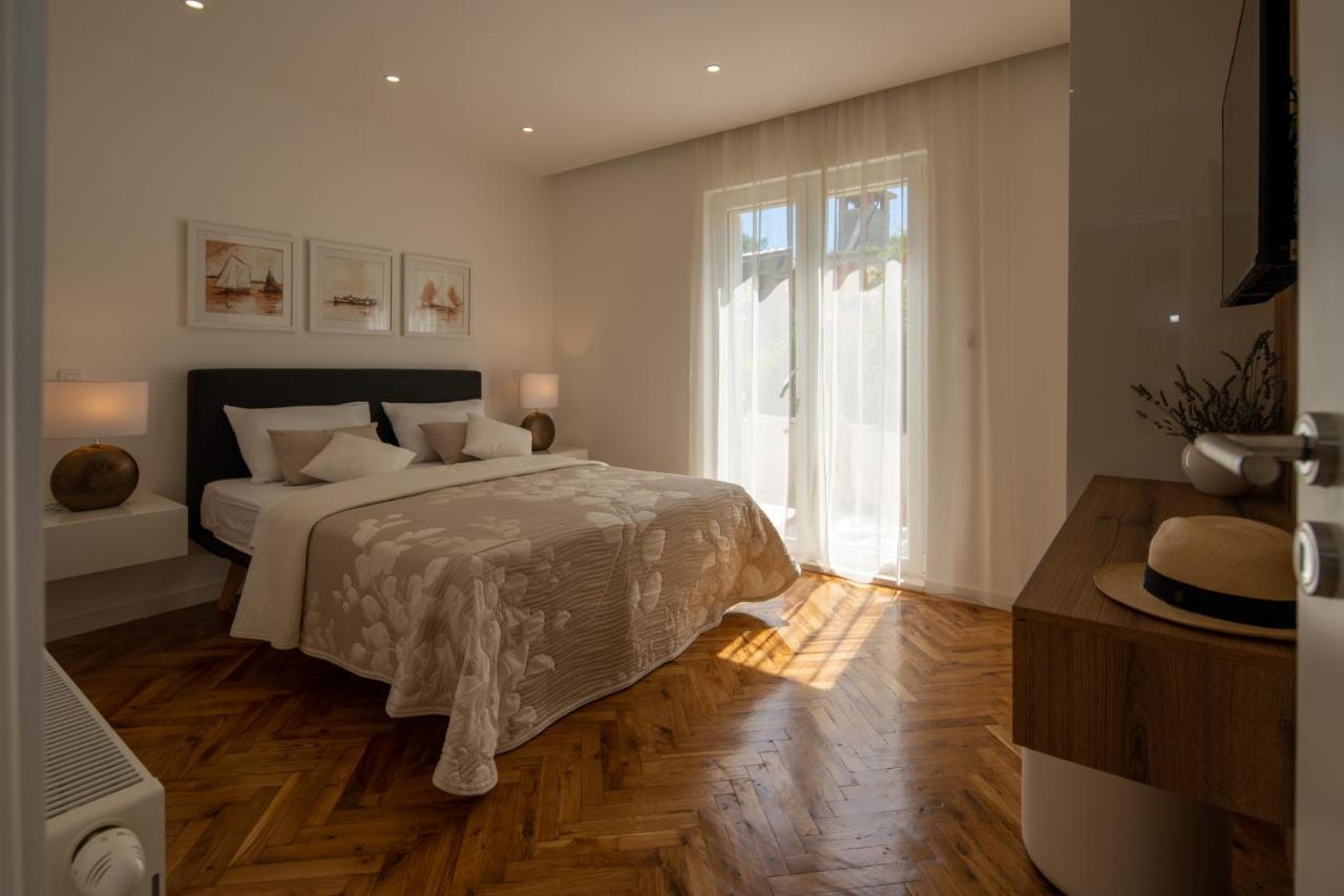 NEW! Luxury Garden apartment Pakoštane Exterior foto
