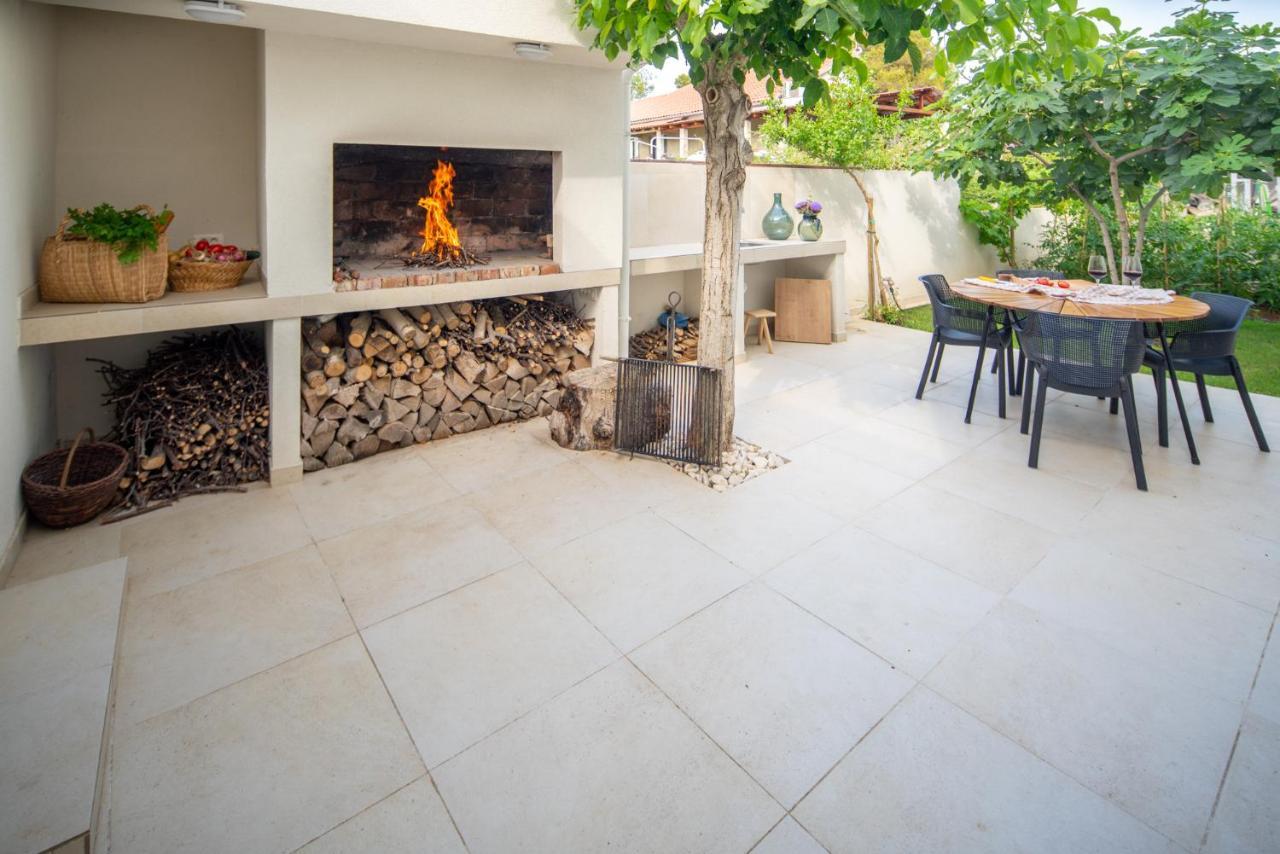 NEW! Luxury Garden apartment Pakoštane Exterior foto